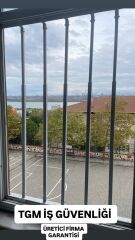 OKUL PENCERE GÜVENLİK BARİYERİ UZUNLUK AYARLANABİLİR